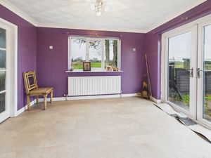 Dining Room- click for photo gallery